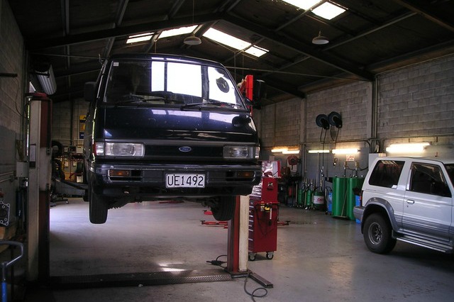 warsztat-samochodowy-skrzynki-motoryzacyjne